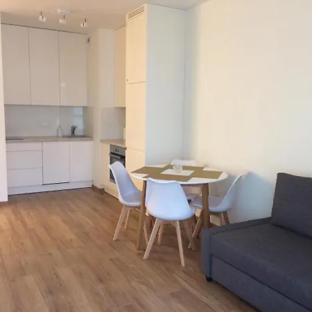 Apartament 26 Metro Warsaw