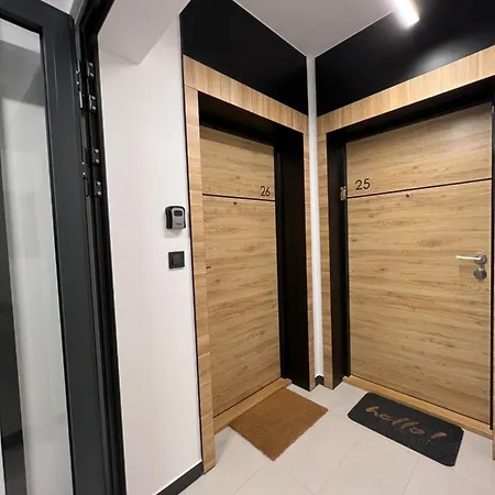 Apartament 26 Metro * Варшава