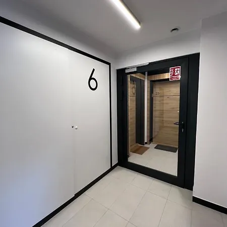Apartament 26 Metro Apartamento