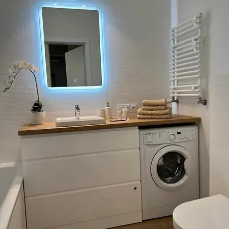 Apartament 26 Metro Варшава
